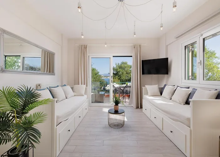 Corfu Town Luxury Studio -C